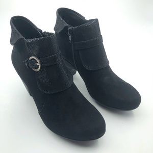 HANDMADE SUEDE WOMAN BOOTS